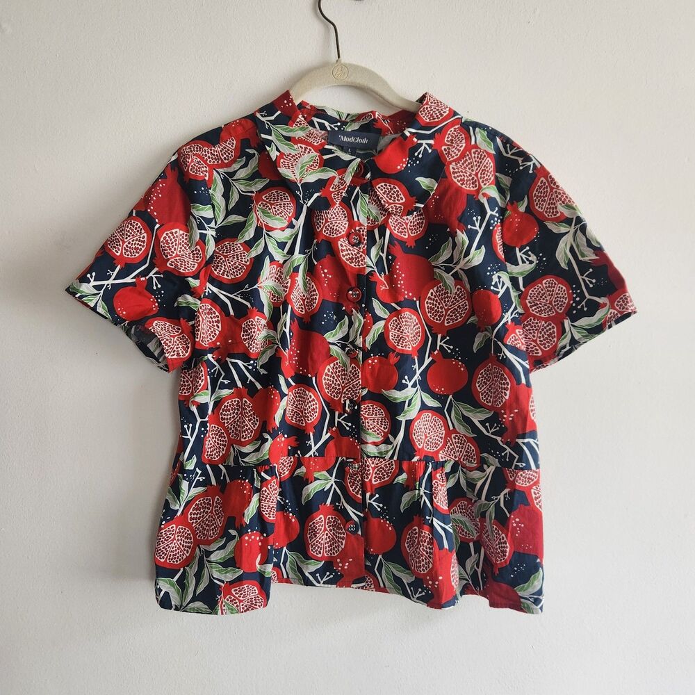 ModCloth Pomegranate Short Sleeve Blouse Peplum Top L blue red novelty fruit